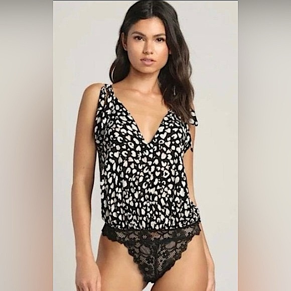 Free People Tops - Free People NWOT Intimately bodysuit, lace. Cowl back.